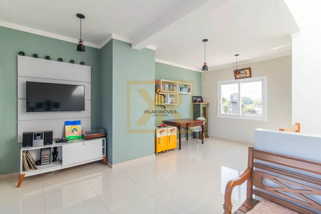 Casa 3 dormitórios no bairro Ipanema