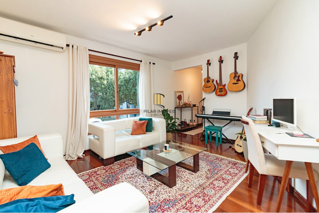 Apartamento 3 dormitórios no bairro Mont Serrat