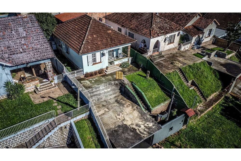 Casa 3 dormitórios no bairro Santa Tereza