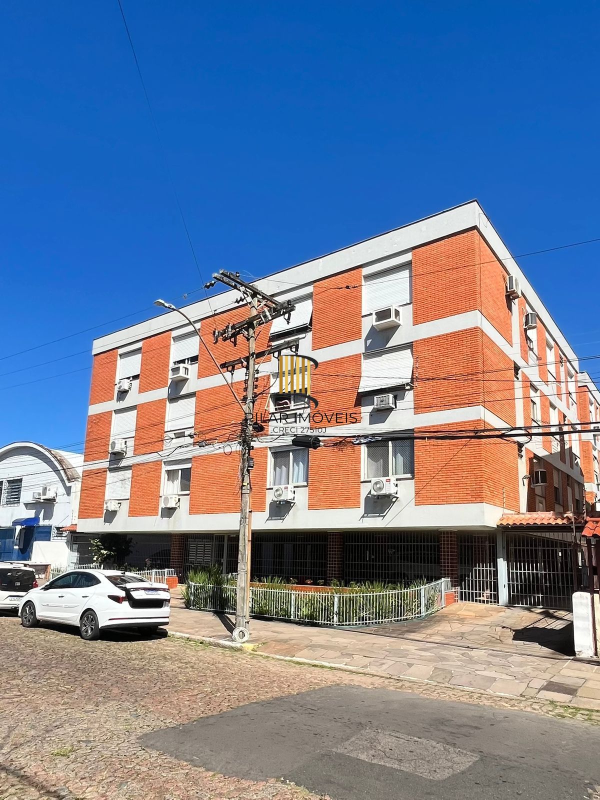 02 dorm, 73 m², sol da tarde, com vaga, dep e banho aux, no Passo da Areia - Pilar Imóveis