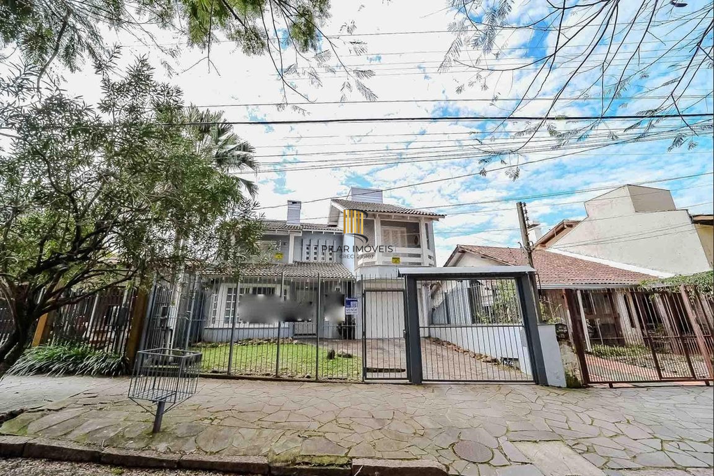 Casa 3 dormitórios no bairro São Sebastião