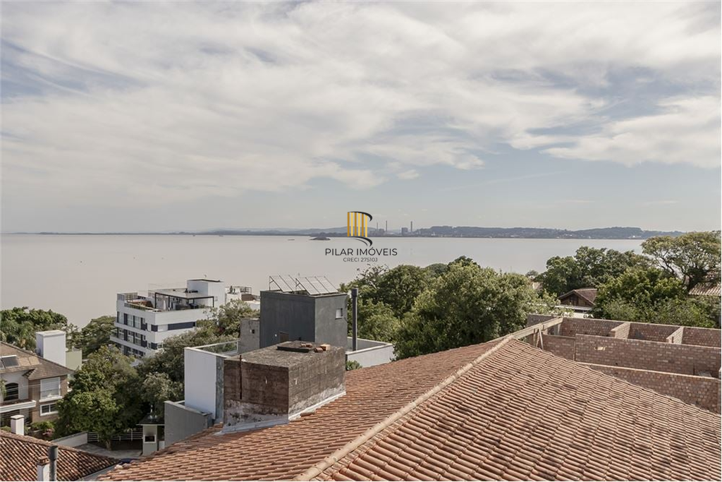 Casa 4 dormitórios no bairro Vila Assunção