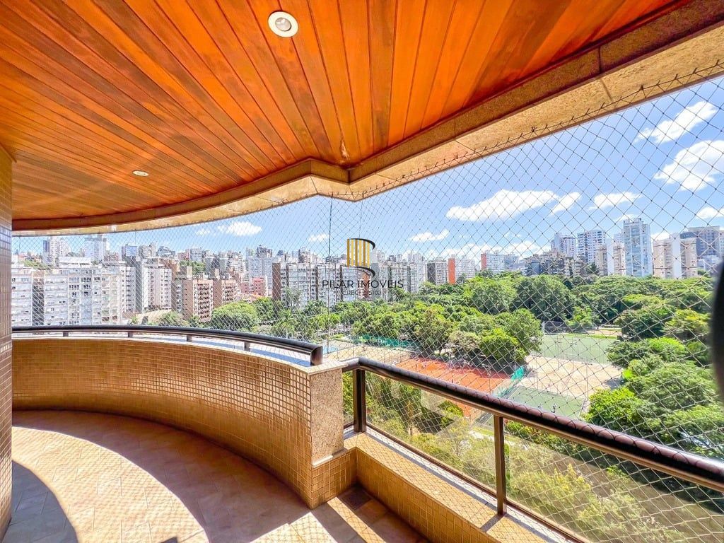 Apartamento 4 dormitórios no bairro Petrópolis