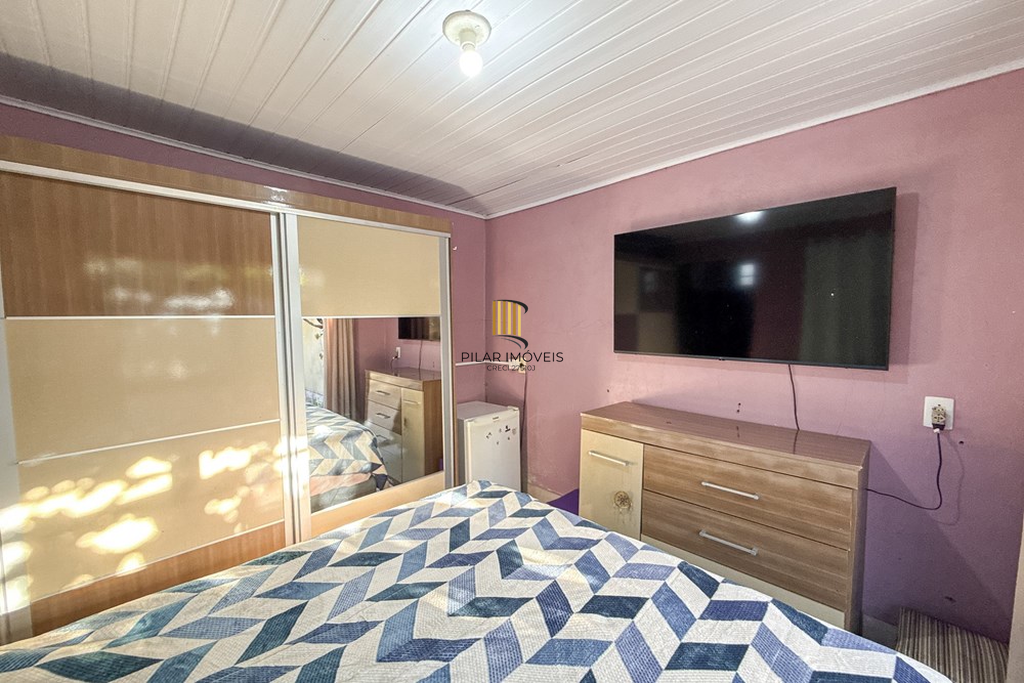 Casa 3 dormitórios no bairro Igara