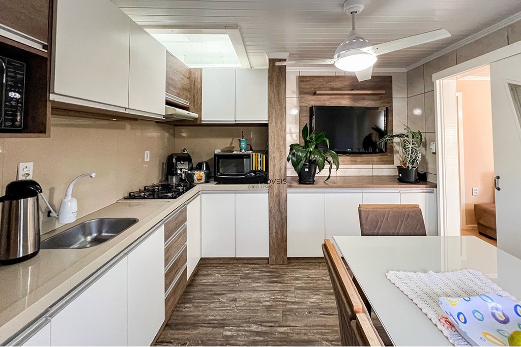 Casa 2 dormitórios no bairro Guajuviras