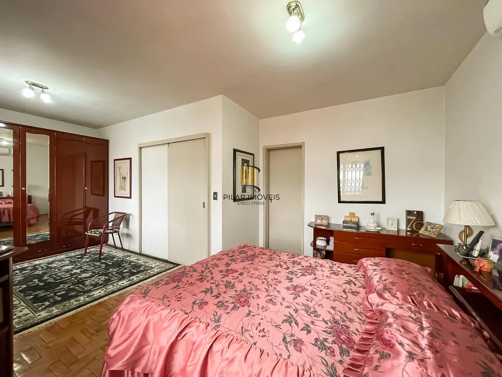 Casa 3 dormitórios no bairro Nonoai