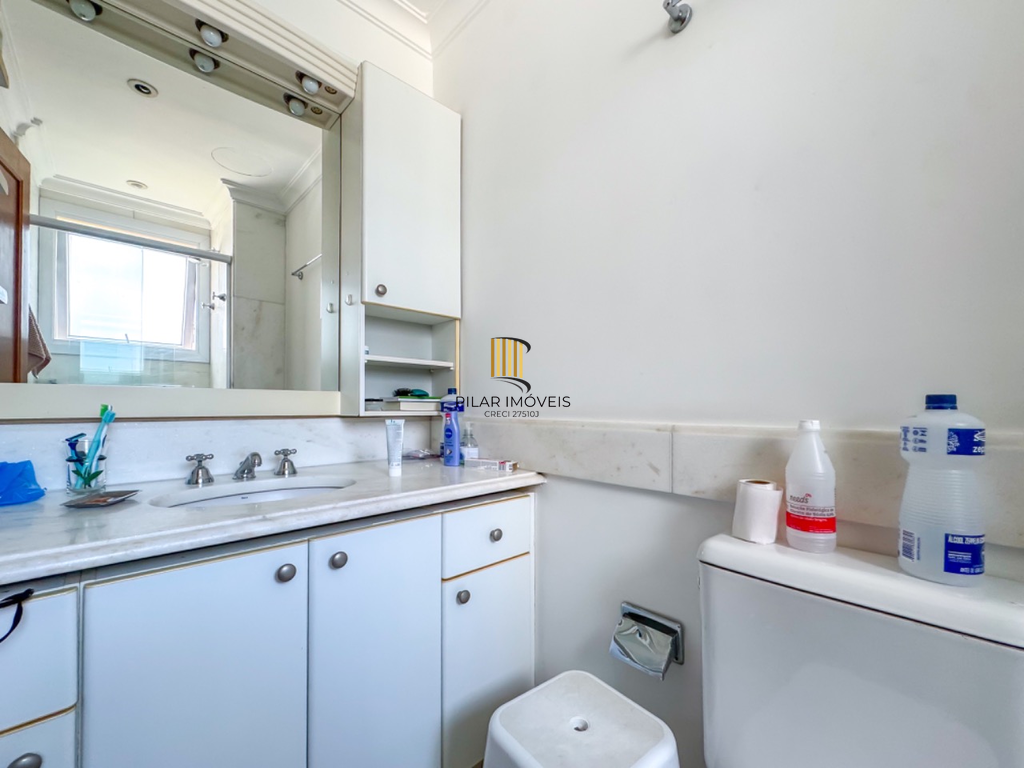 Apartamento 4 dormitórios no bairro Bela Vista