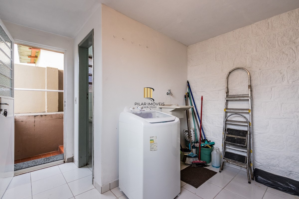 Casa de Condomínio 3 dormitórios no bairro Santa Tereza