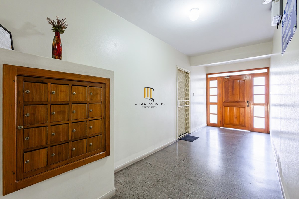 Apartamento 2 dormitórios no bairro Vila Ipiranga