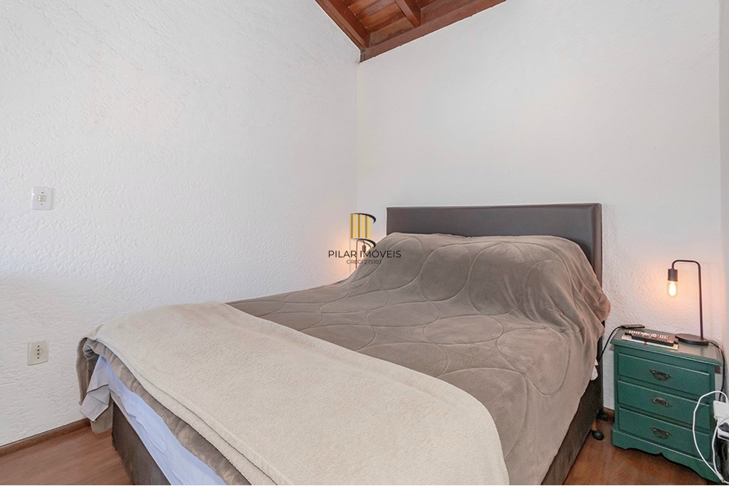 Casa de Condomínio 3 dormitórios no bairro Ipanema