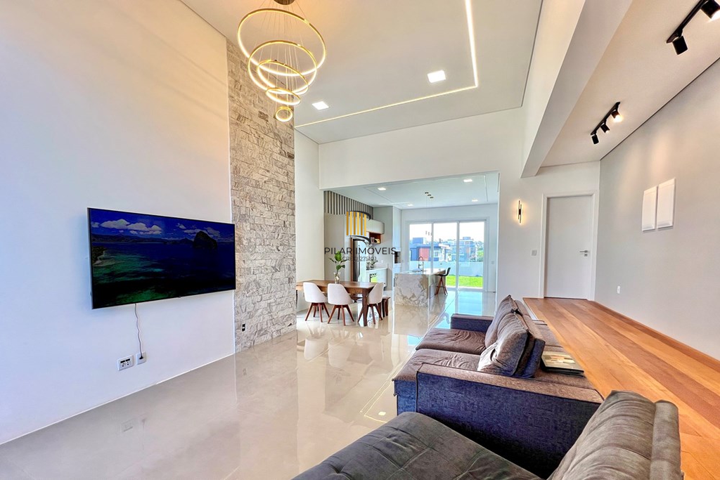 Casa de Condomínio 3 dormitórios no bairro Sanga Funda