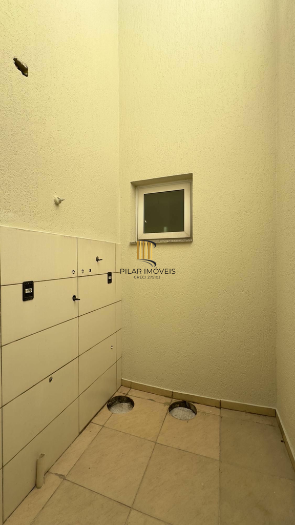 Casa de Condomínio 2 dormitórios no bairro Olaria