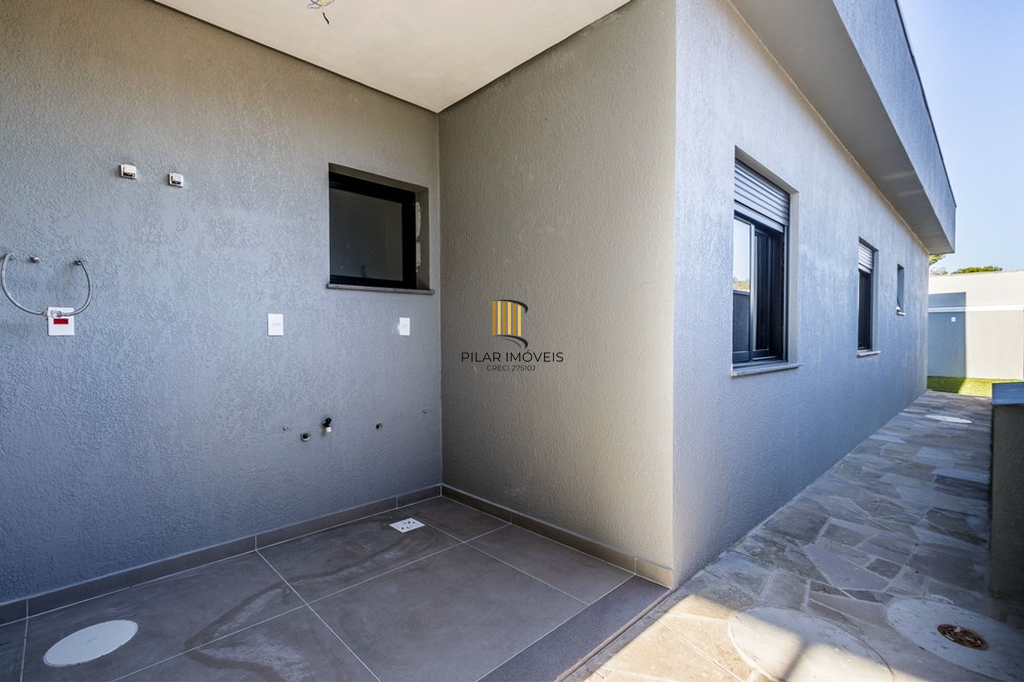 Casa 3 dormitórios no bairro Morro Santana