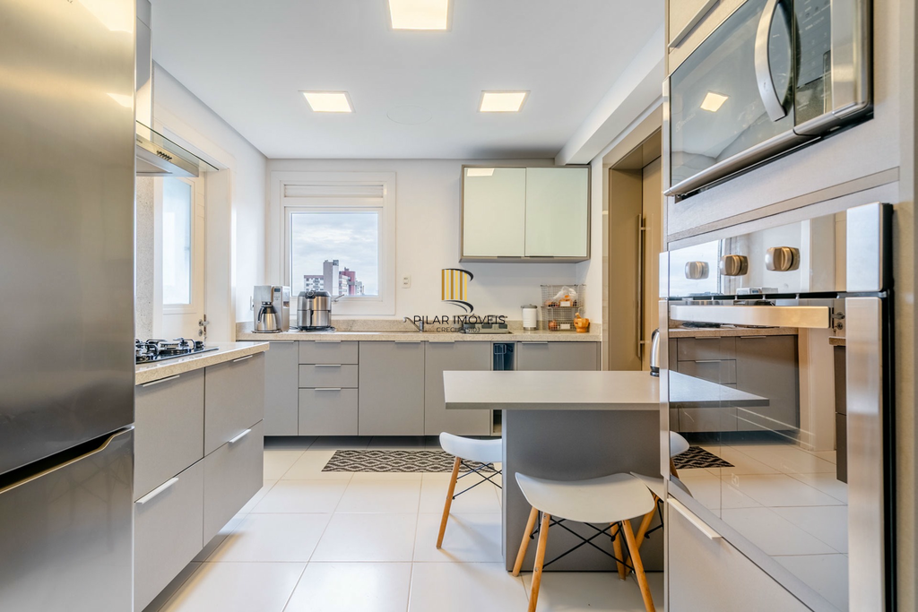 Apartamento 3 dormitórios no bairro Bela Vista