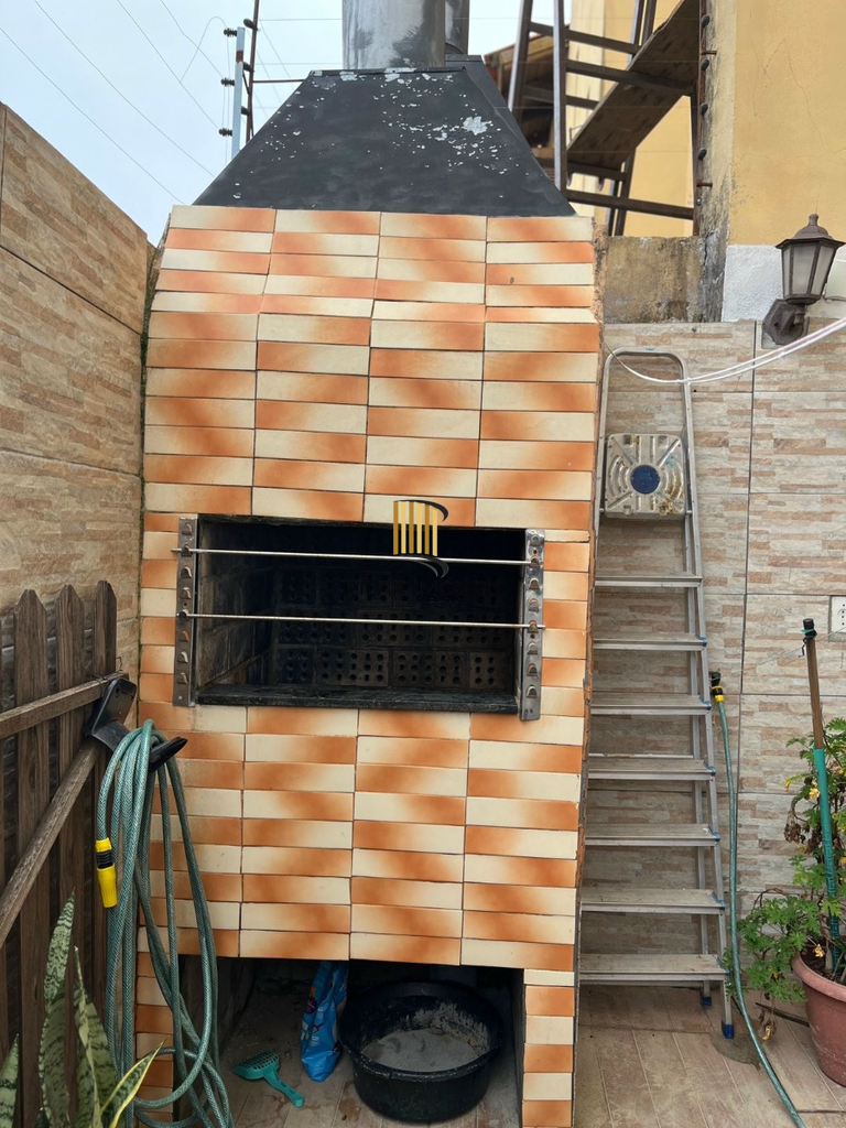 Casa 3 dormitórios no bairro Nonoai