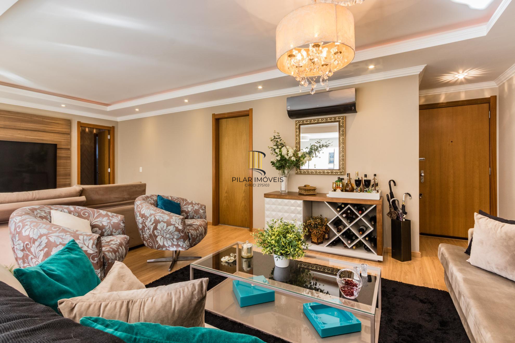 Apartamento 3 dormitórios no bairro Menino Deus