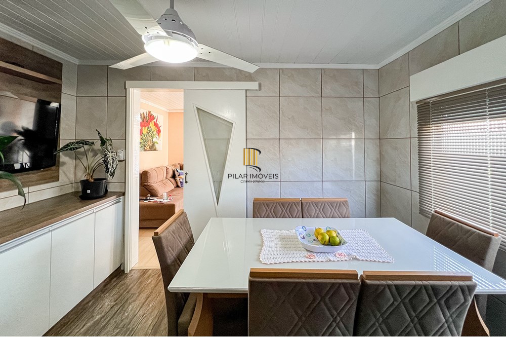 Casa 2 dormitórios no bairro Guajuviras