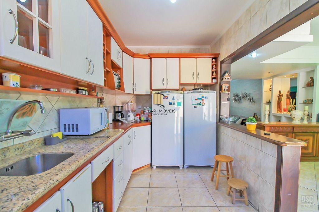 Casa 3 dormitórios no bairro Cavalhada