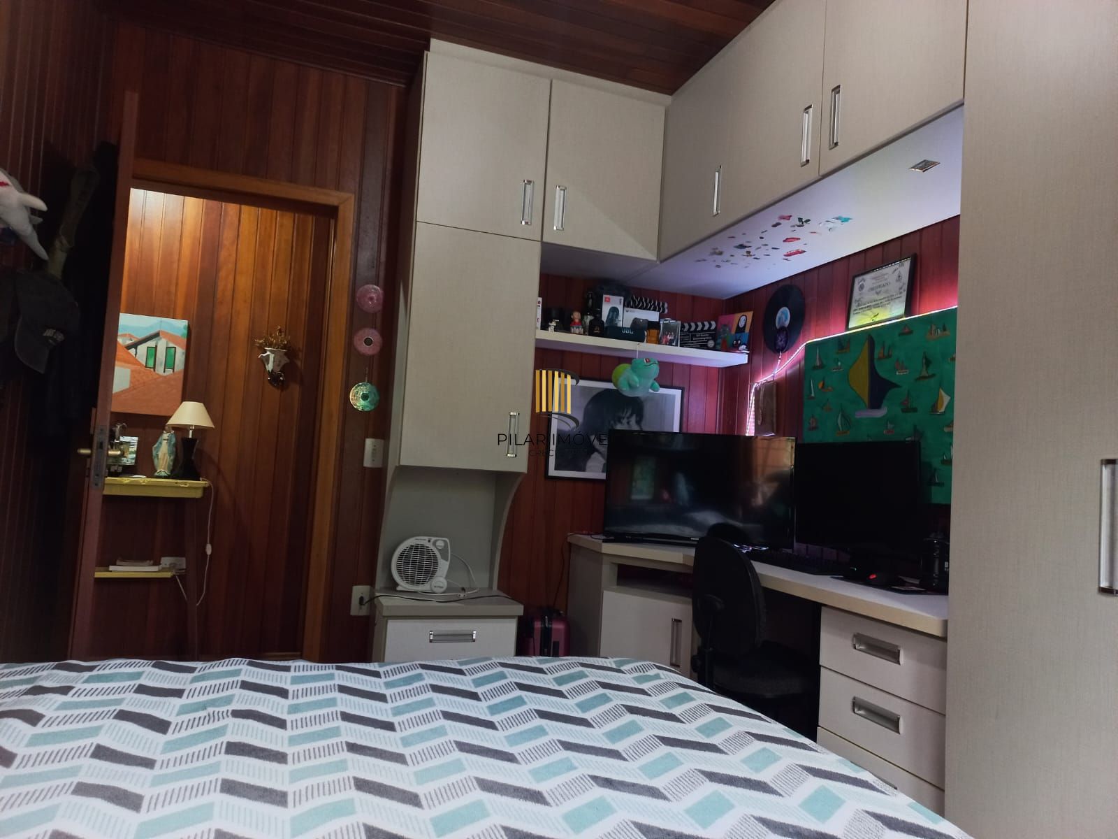 Excelente casa, 03 dorm com suite, 150 m²