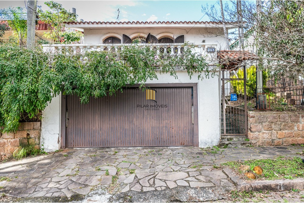 Casa 3 dormitórios no bairro Santa Tereza