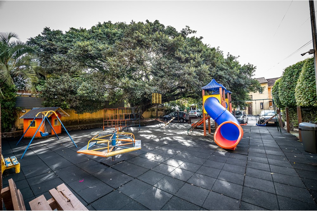 Casa de Condomínio 2 dormitórios no bairro Hípica