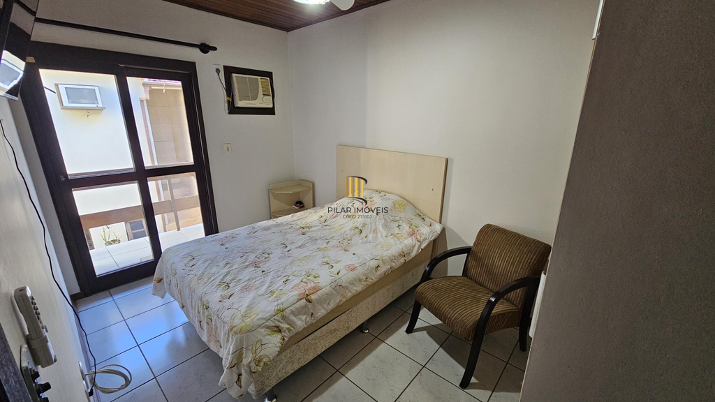 Casa 4 dormitórios no bairro Santo Antônio