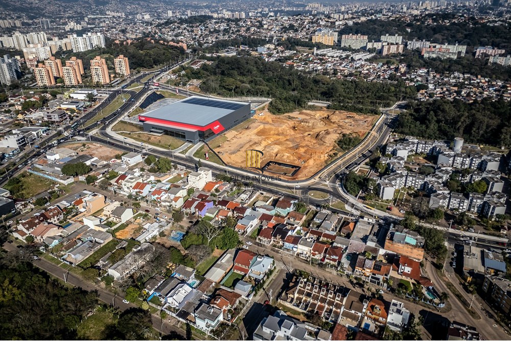 Casa 4 dormitórios no bairro Morro Santana