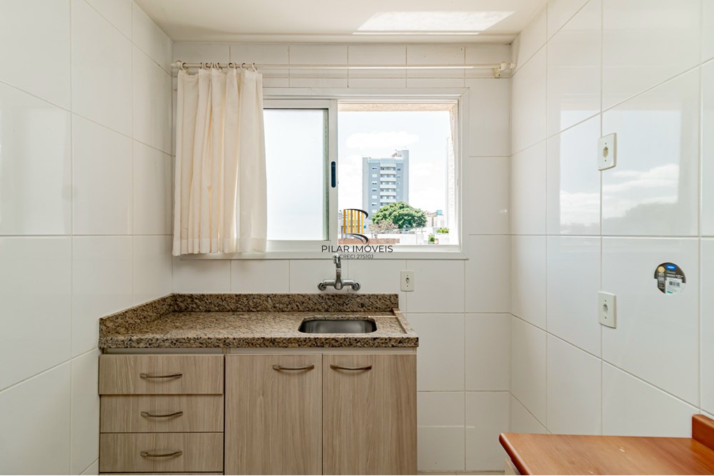 Apartamento 2 dormitórios no bairro Três Figueiras