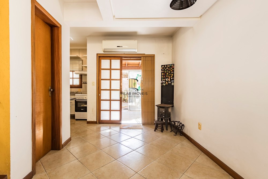 Casa de Condomínio 2 dormitórios no bairro Aberta dos Morros