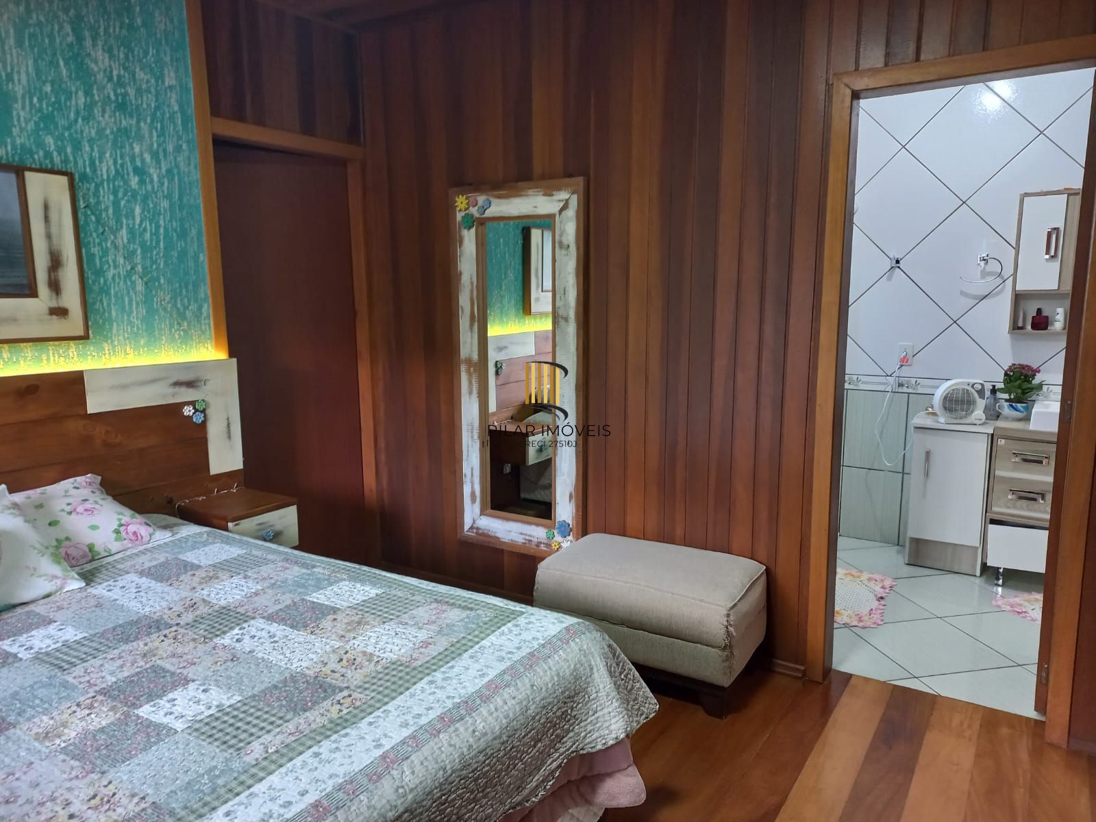 Excelente casa, 03 dorm com suite, 150 m²
