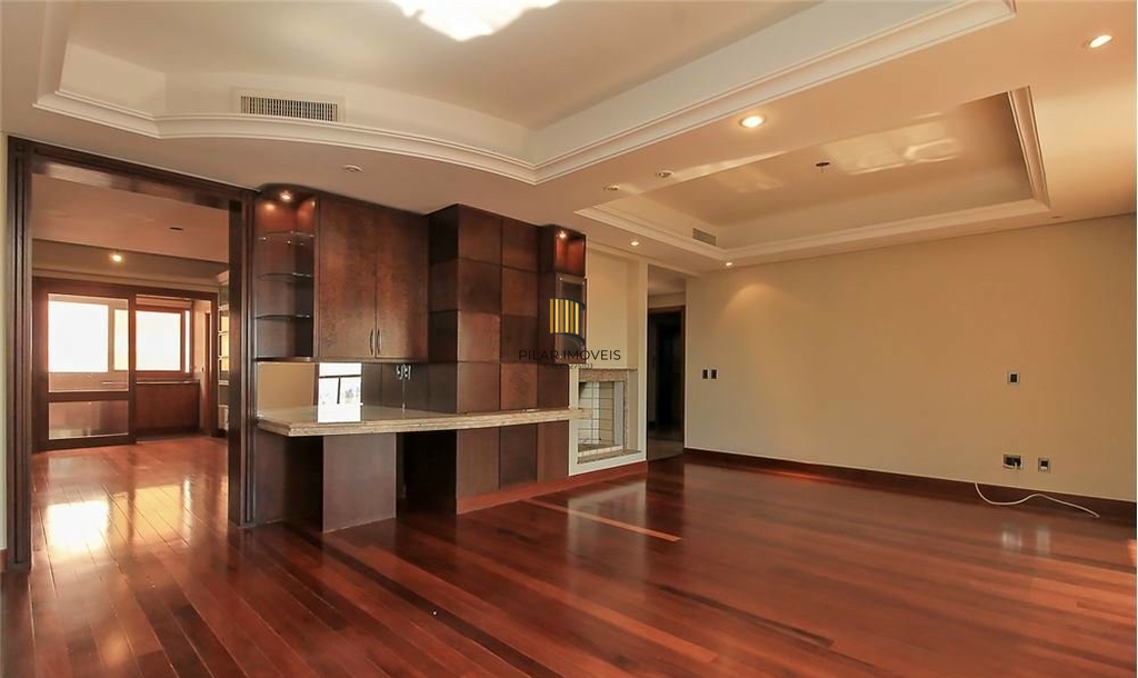 Apartamento 4 dormitórios no bairro Bela Vista