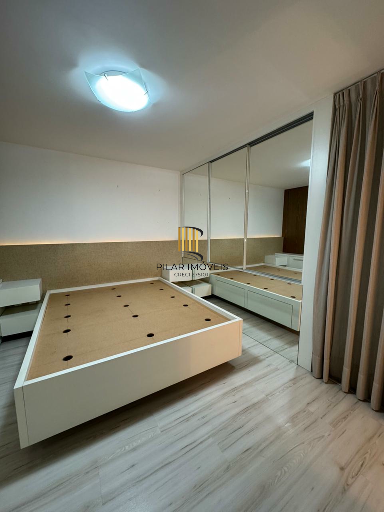 Duplex 1 dormitório no bairro Petrópolis