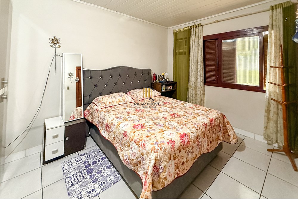 Casa 2 dormitórios no bairro Capão da Cruz