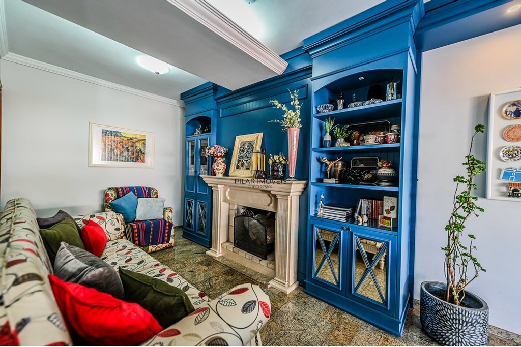 Casa de Condomínio 3 dormitórios no bairro Cavalhada