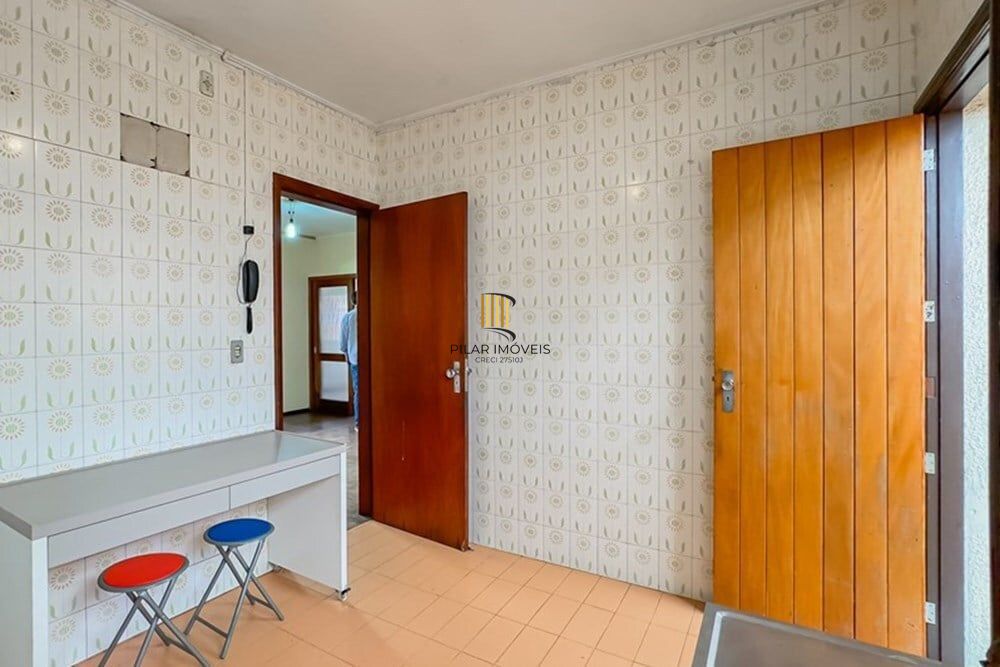 Casa 3 dormitórios no bairro Jardim Lindóia