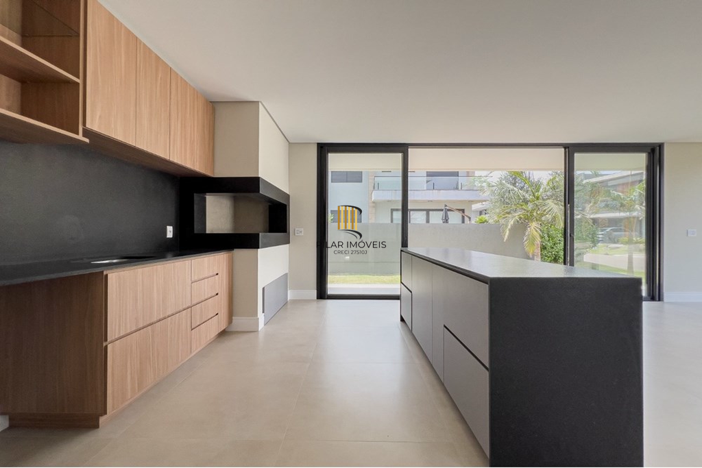 Casa de Condomínio 1 dormitório no bairro Centro