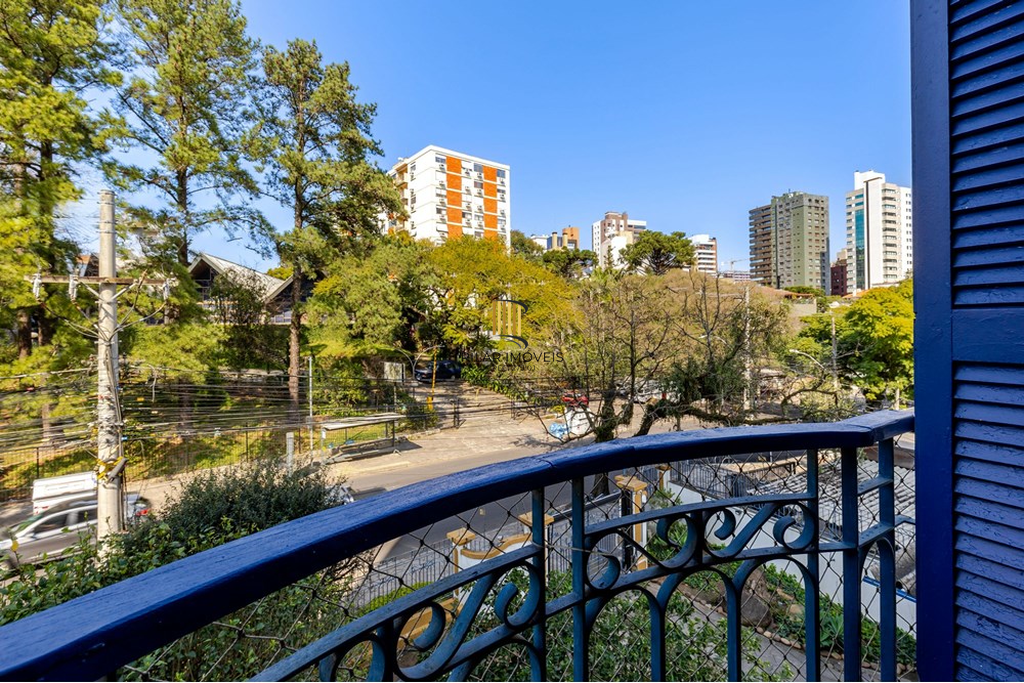 Apartamento 3 dormitórios no bairro Mont Serrat