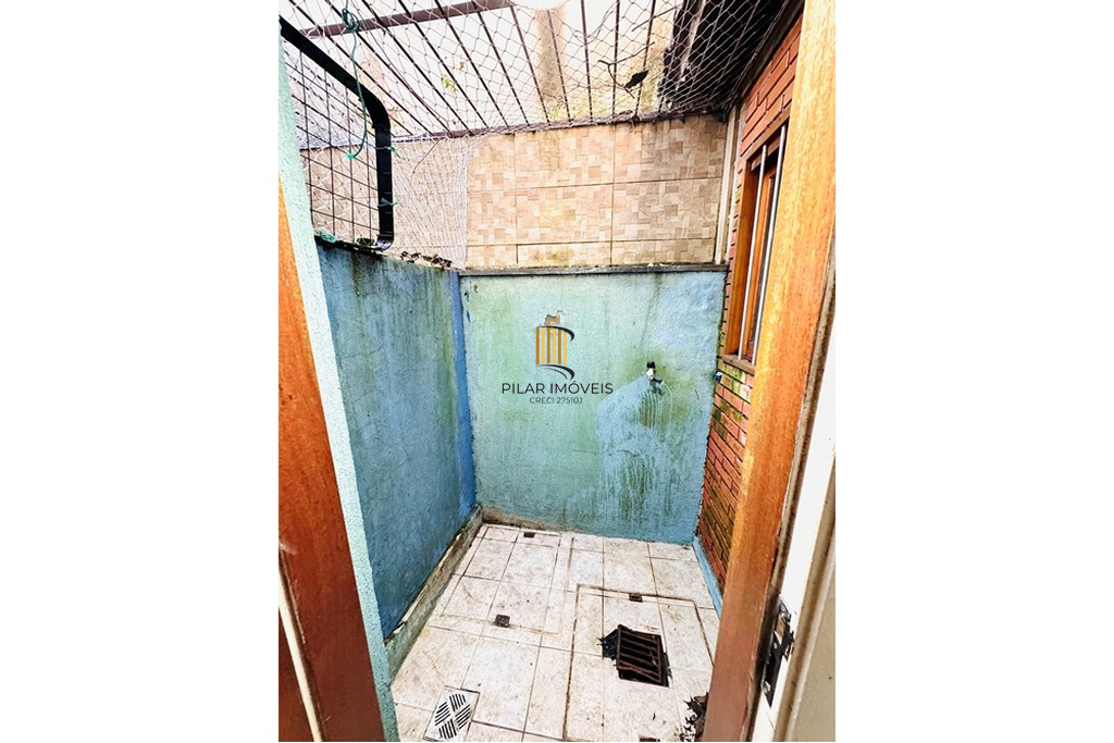 Casa de Condomínio 2 dormitórios no bairro Camaquã