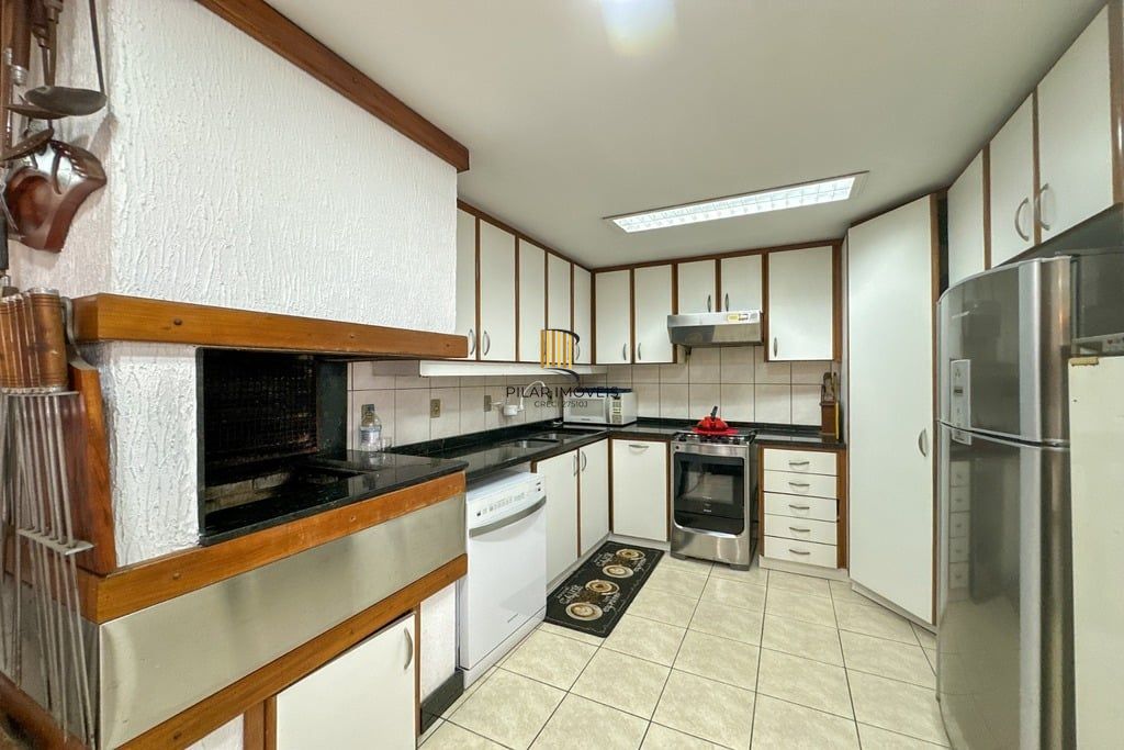 Casa 3 dormitórios no bairro Três Figueiras