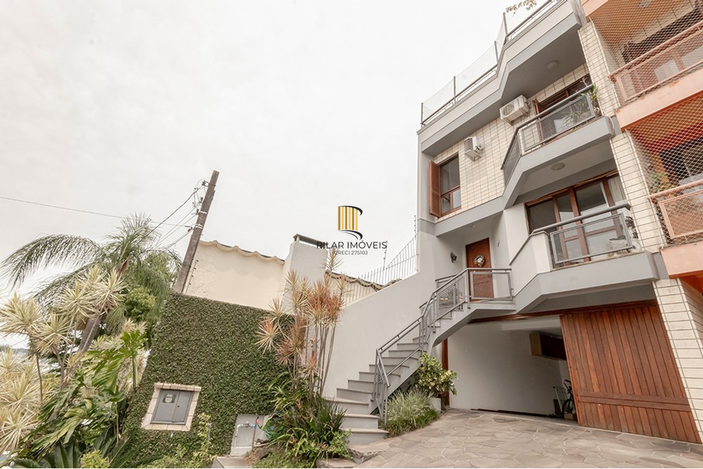 Casa de Condomínio 3 dormitórios no bairro Nonoai