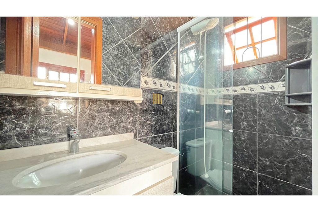 Casa 3 dormitórios no bairro Vila Nova