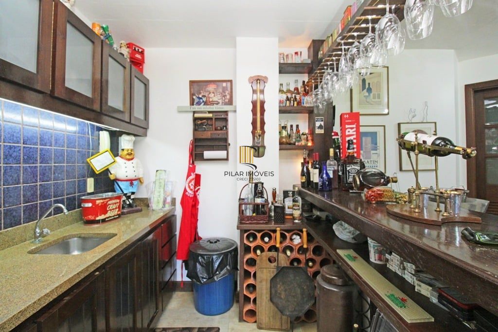 Casa de Condomínio 4 dormitórios no bairro Santa Tereza