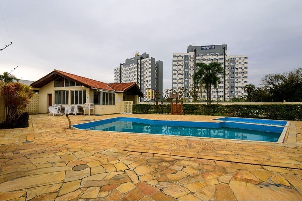 Apartamento 2 dormitórios no bairro Glória