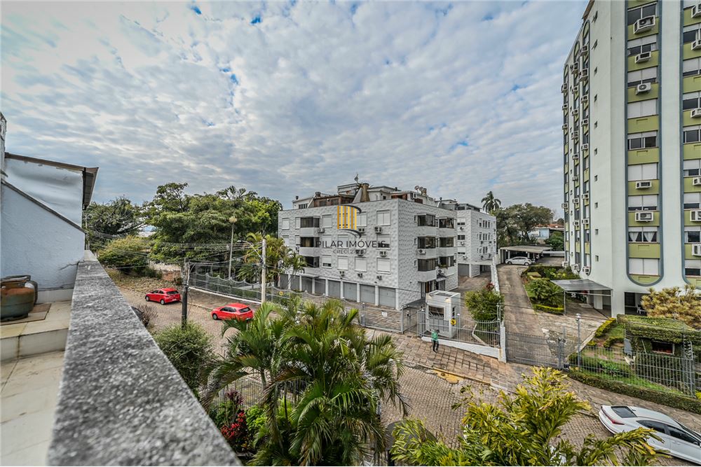 Cobertura 3 dormitórios no bairro Medianeira