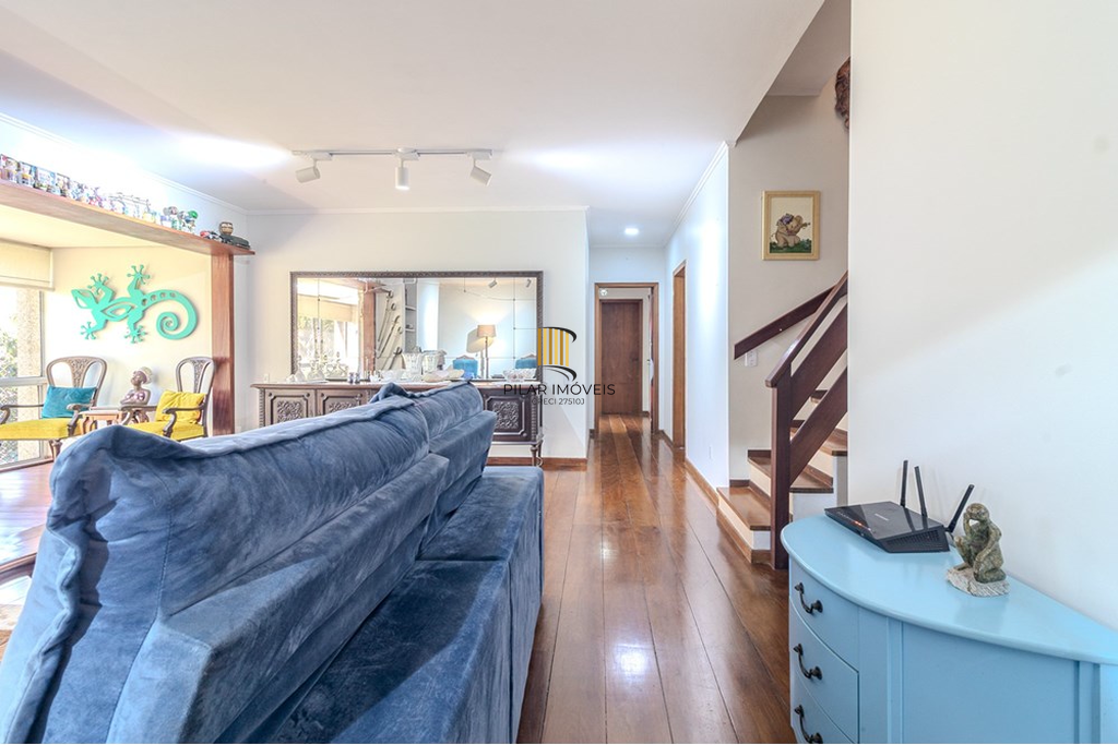 Cobertura 3 dormitórios no bairro Petrópolis