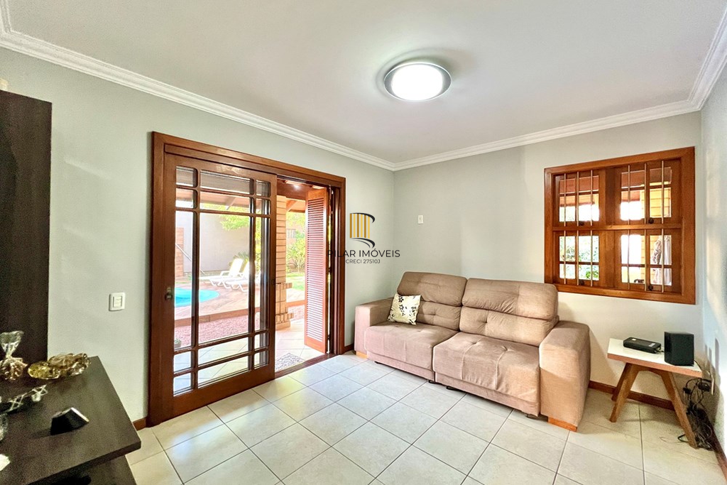 Casa 4 dormitórios no bairro Moinhos de Vento