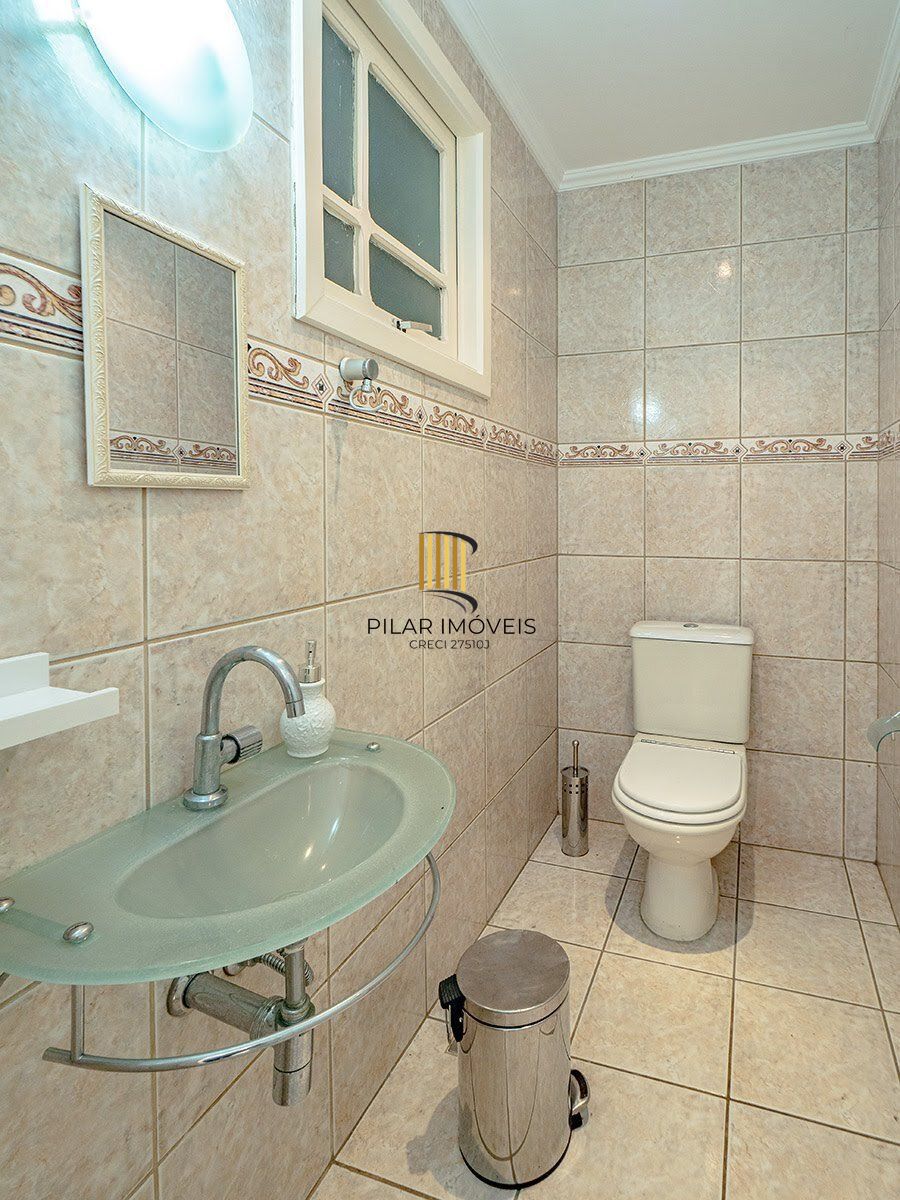 Casa 3 dormitórios no bairro Sarandi