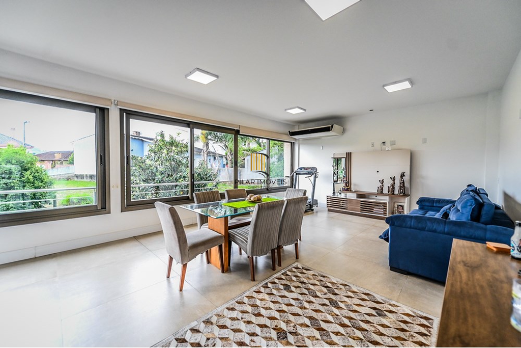 Casa de Condomínio 5 dormitórios no bairro São Lucas