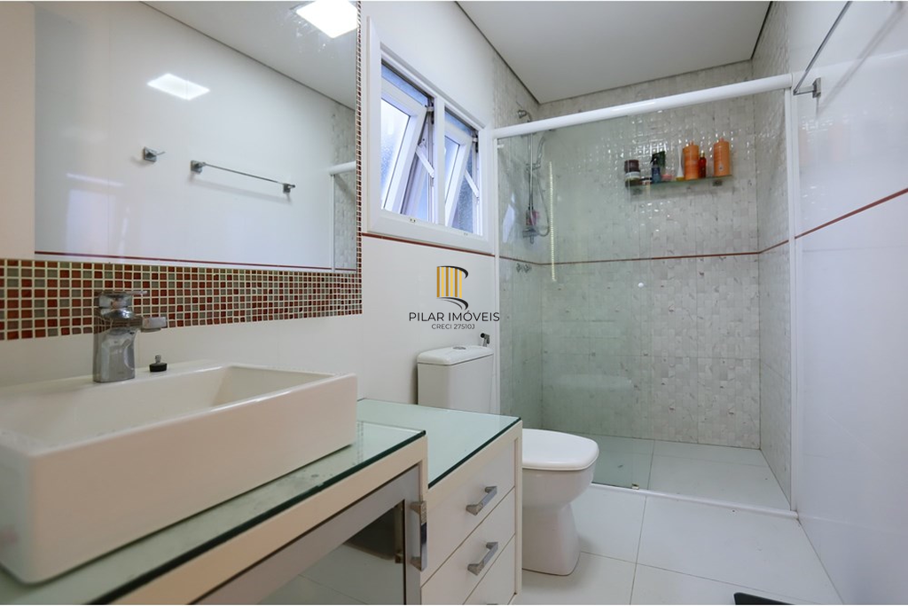 Casa 4 dormitórios no bairro Bela Vista