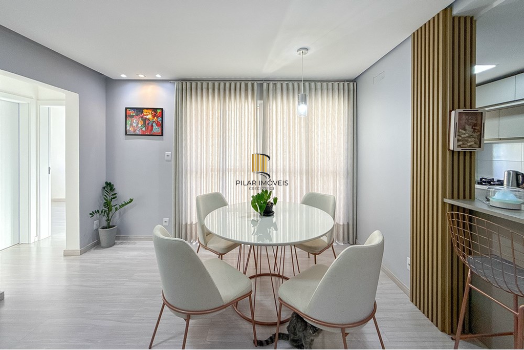 Apartamento 2 dormitórios no bairro Centro